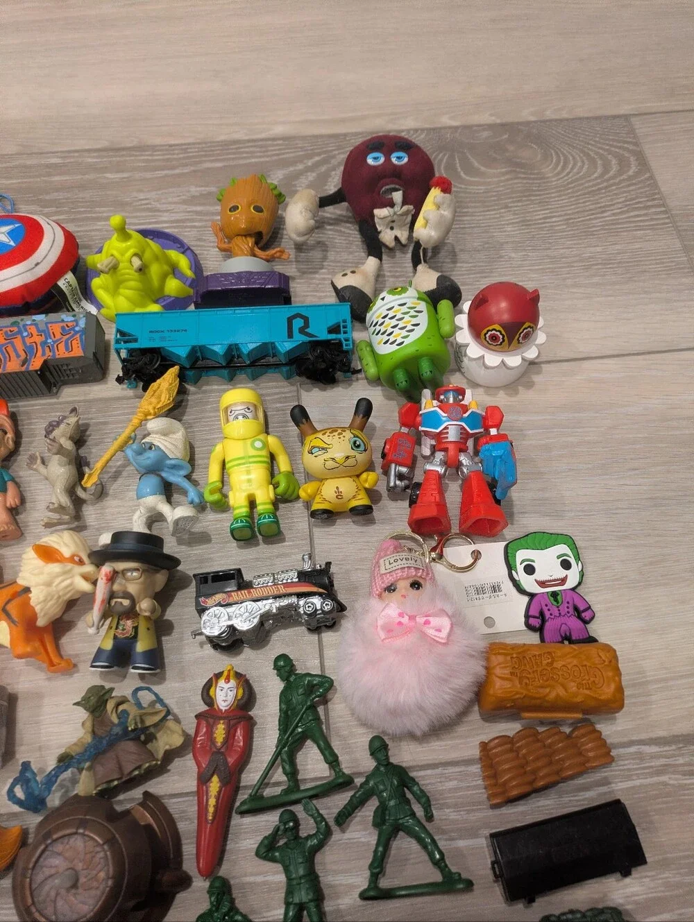 HUGE Action Figure Toy Vinyl Happy Meal Figure Pokemon Marvel Star Wars 90s Lot